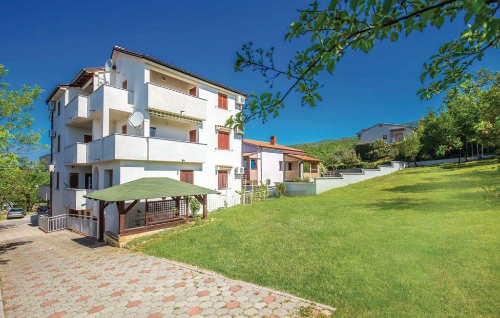 Amz Ap3 Apartment Jadranovo Bagian luar foto